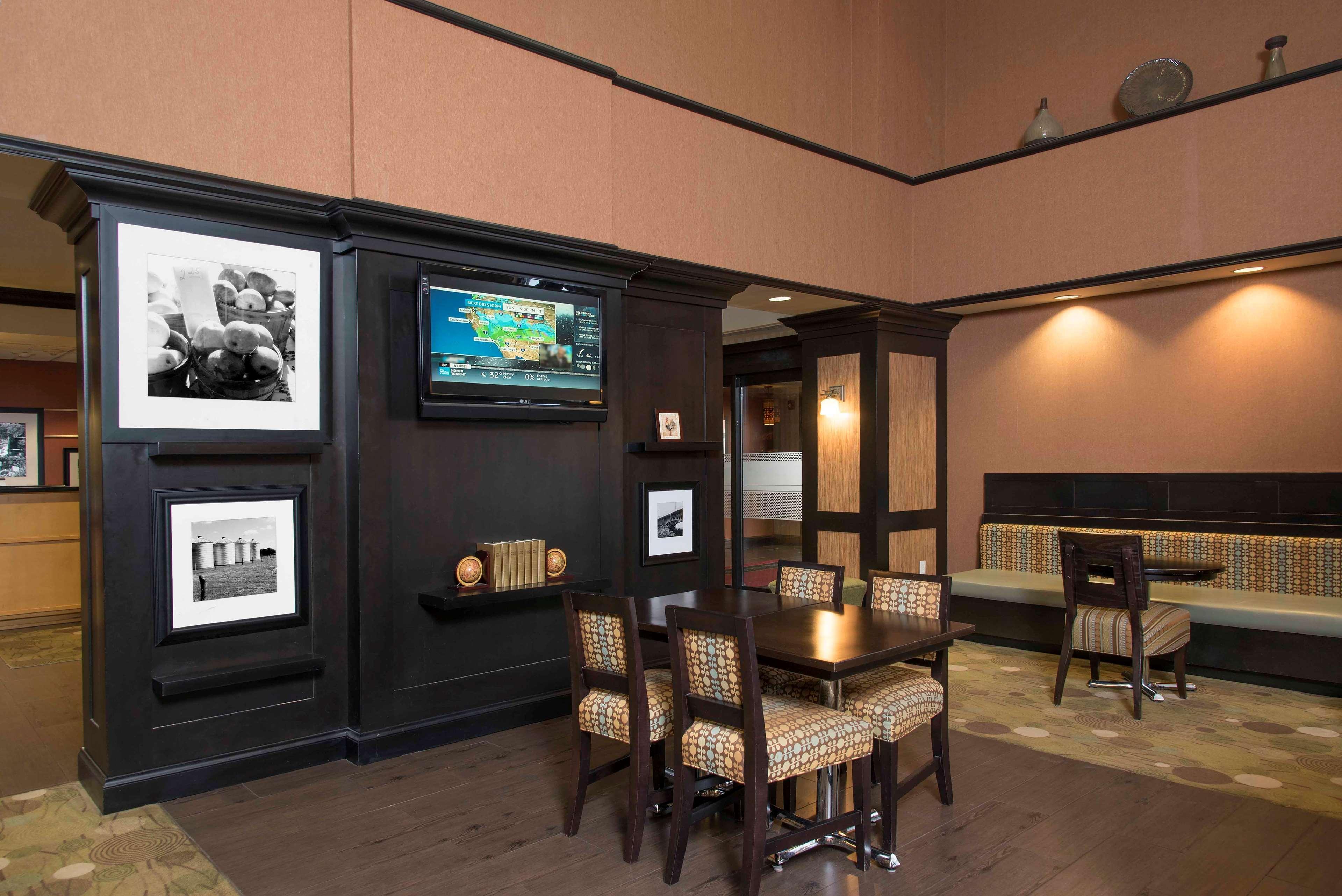 Hotel Hampton & Danville